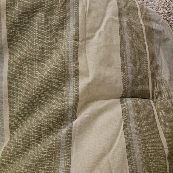 Tommy Hilfiger Sage and White Comforter Set